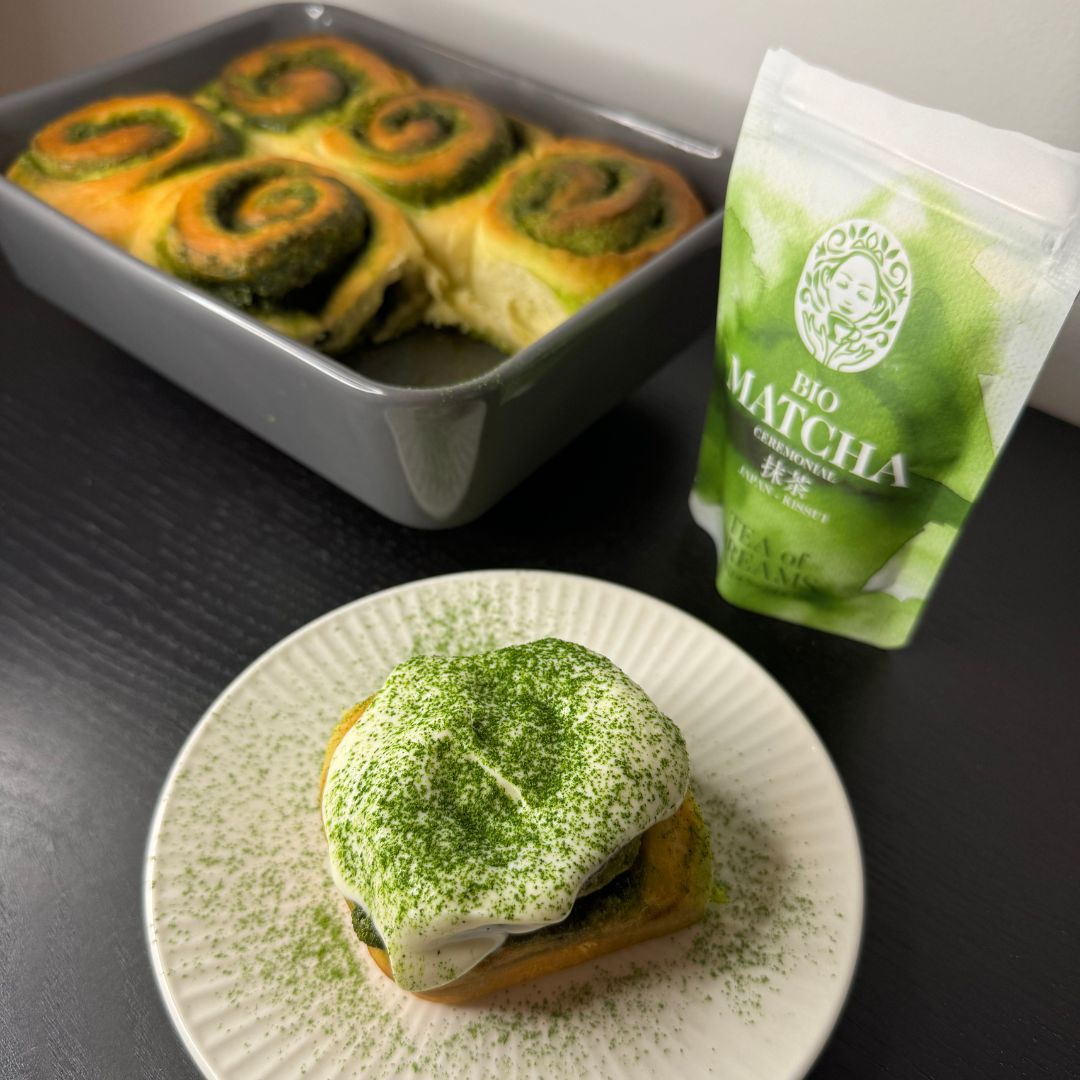 Matcha Hefeschnecken