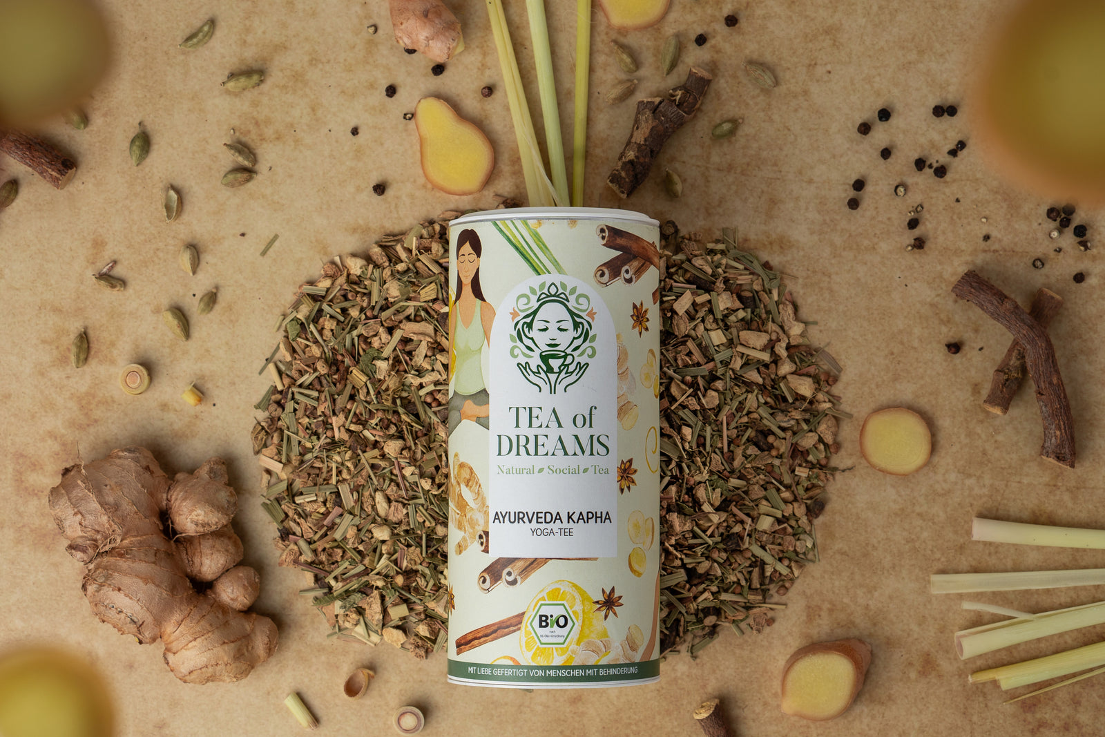 Ayurveda Kapha Yoga Tee von Tea of Dreams